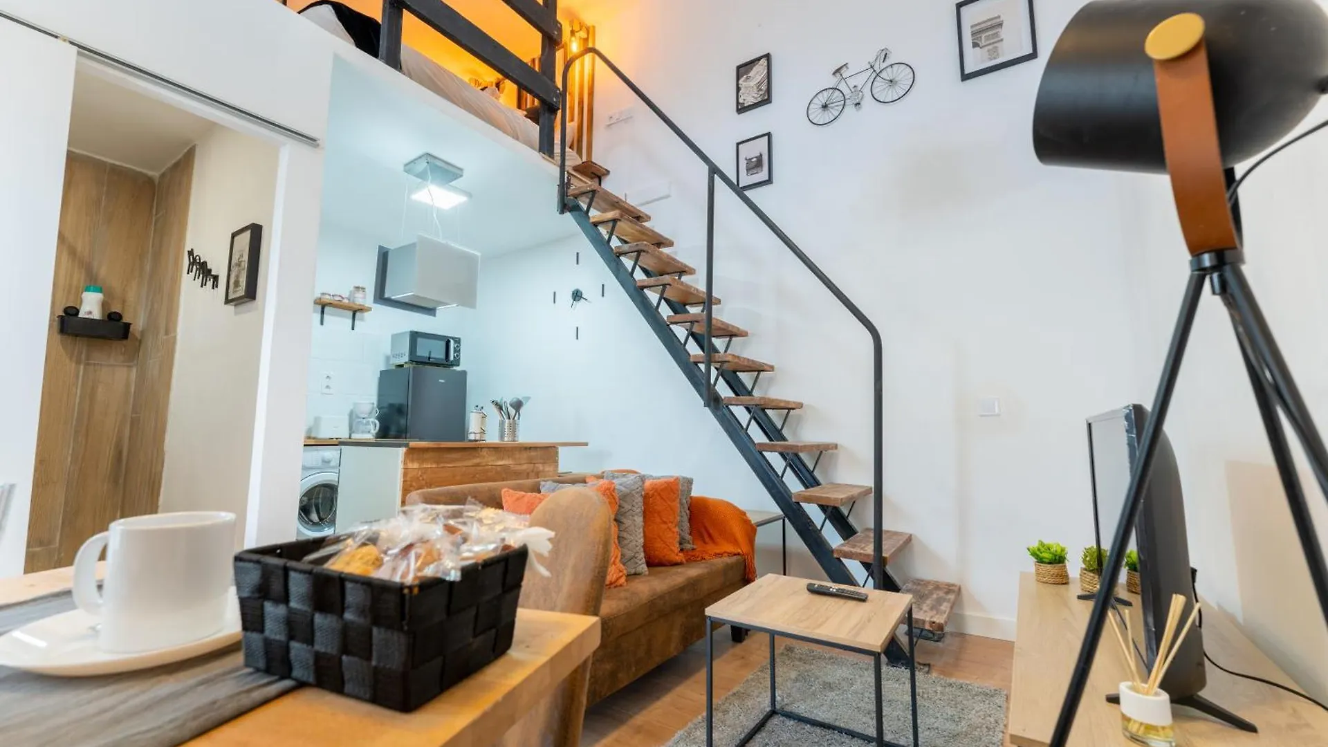 Apartment Davila Lofts By Urbanhosting Santander Spain