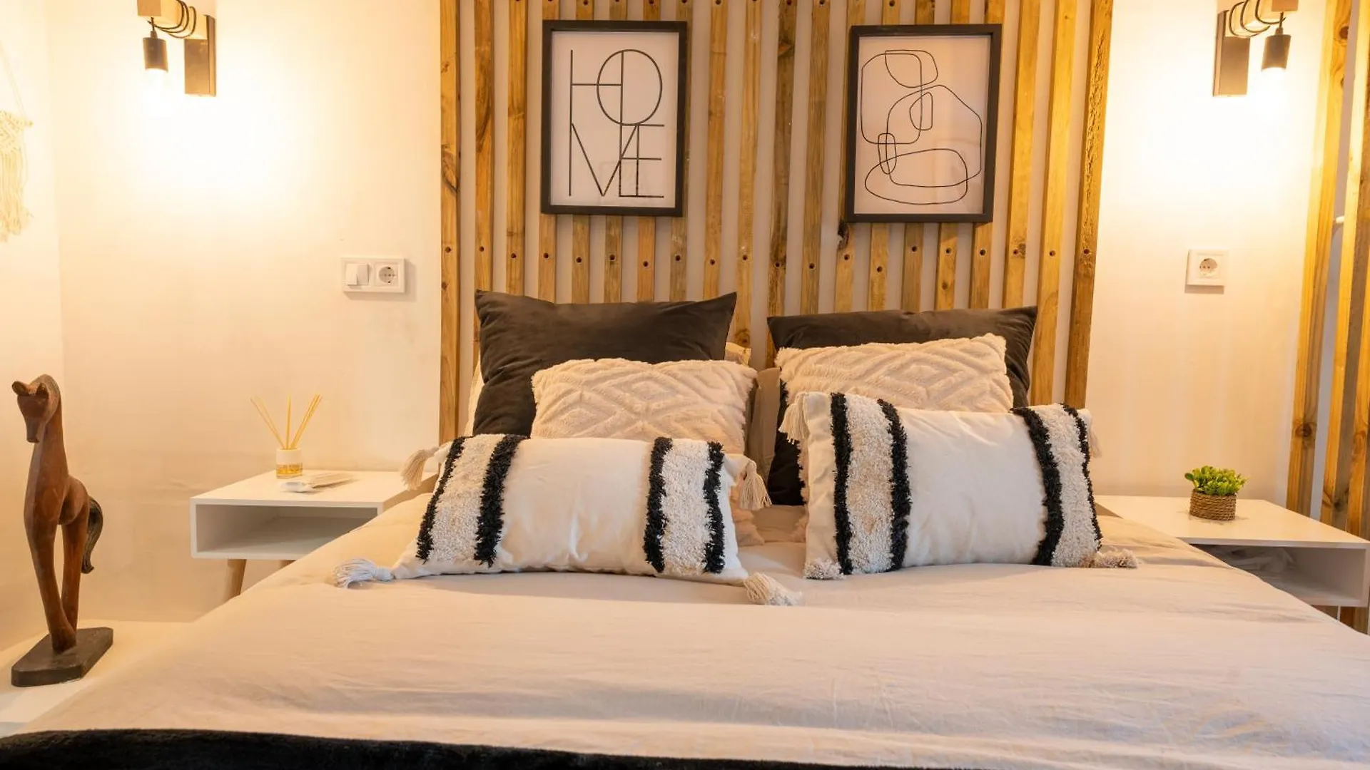 Davila Lofts By Urbanhosting Santander Apartment