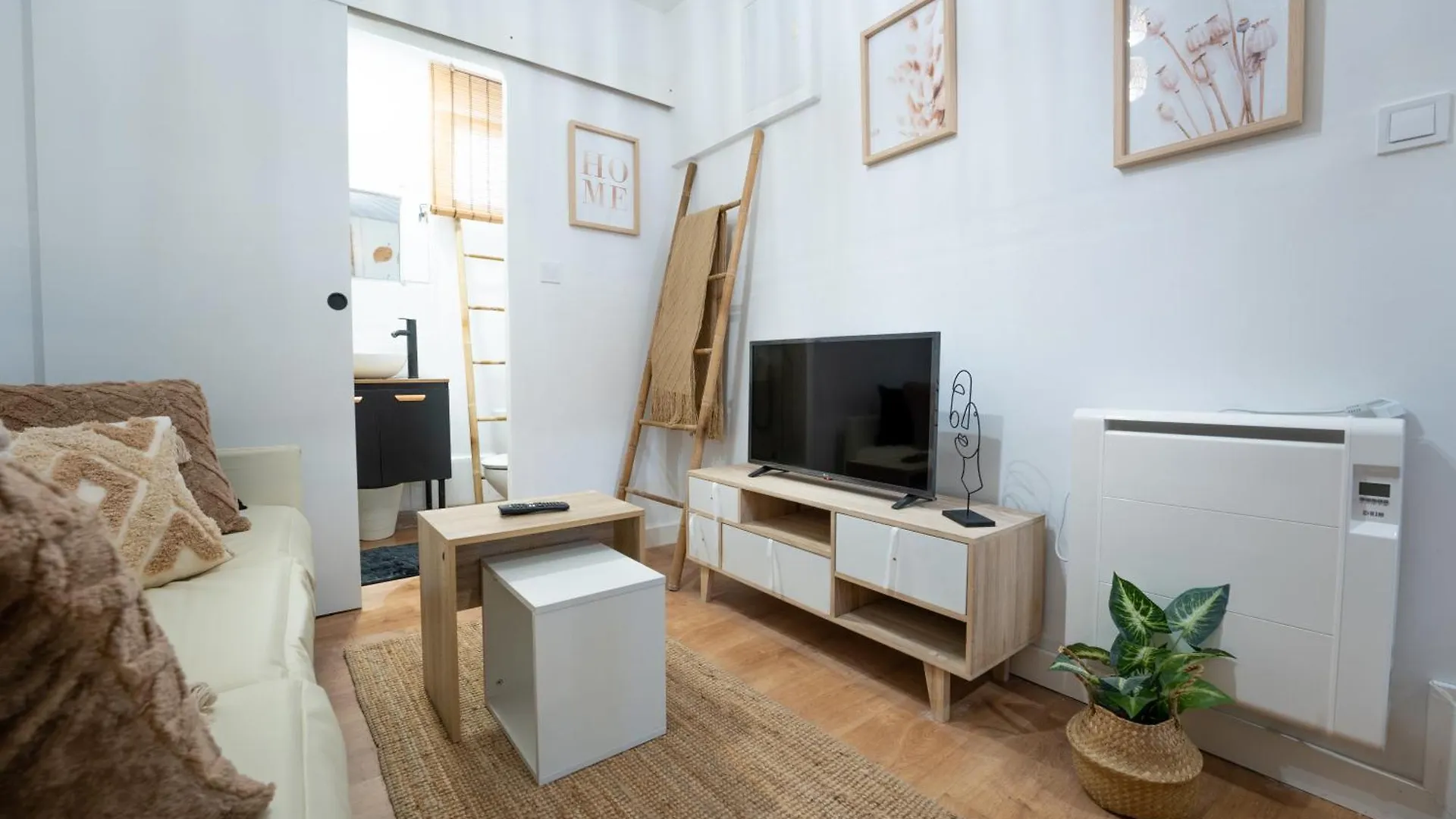 Apartment Davila Lofts By Urbanhosting Santander