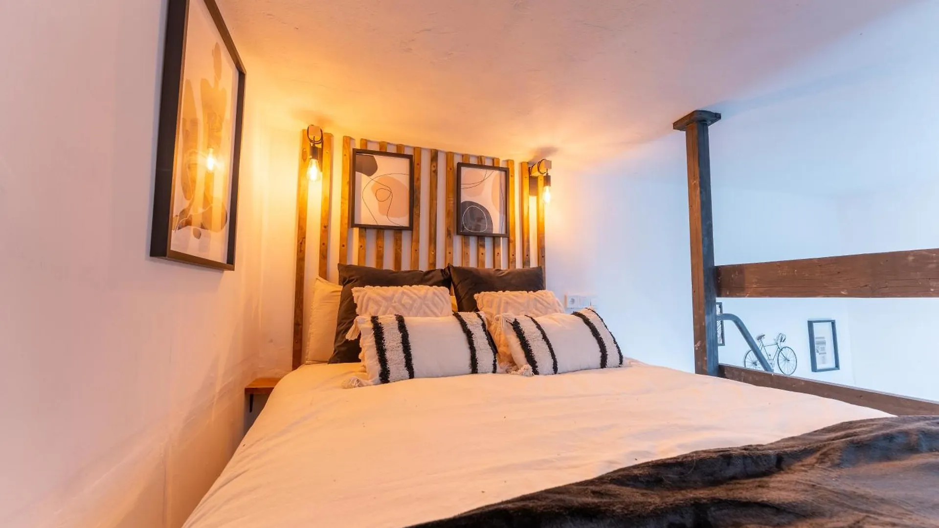 Apartment Davila Lofts By Urbanhosting Santander