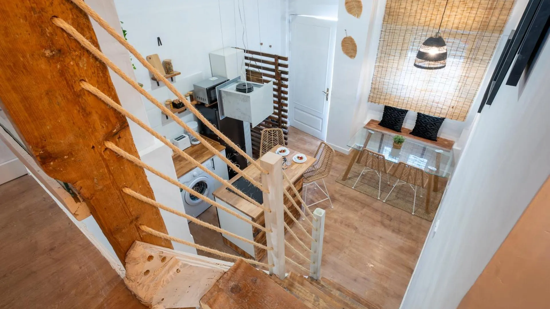 Davila Lofts By Urbanhosting Santander 0*,  España