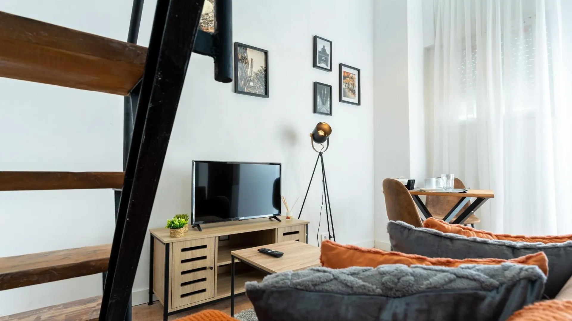 Davila Lofts By Urbanhosting Santander Apartamento
